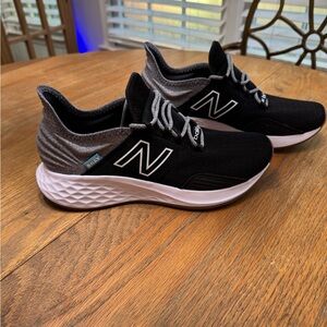 New Balance Fresh Foam Roav Running Shoe - Women's size 8